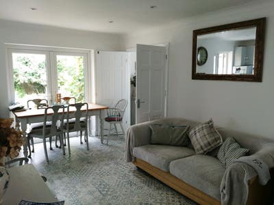 Double room in quiet household  Main Photo