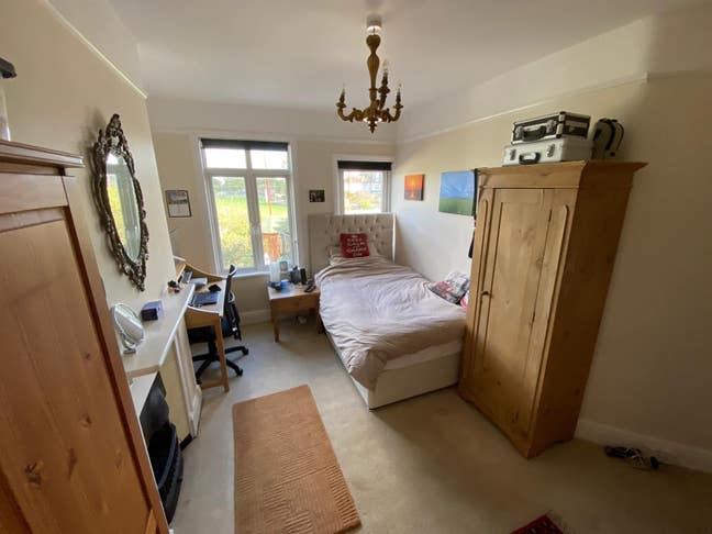 Elegant Spacious Garden Facing Double Room Main Photo
