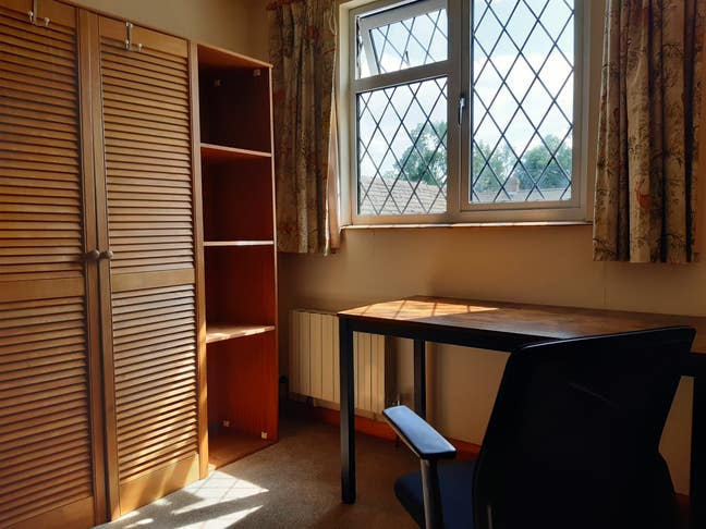 Quiet, pleasant room in cul de sac Main Photo