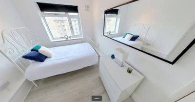 Doubles 2mins walk to Clapham North Main Photo