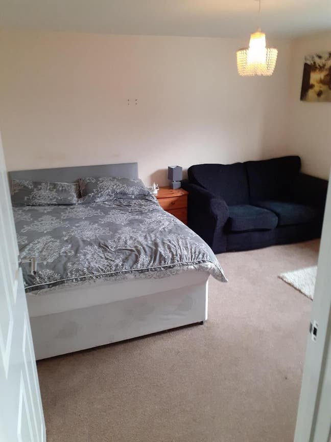 Large double bedroom. Barnstaple Main Photo