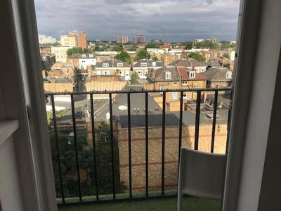 Furnished double room(single occupancy only) Main Photo