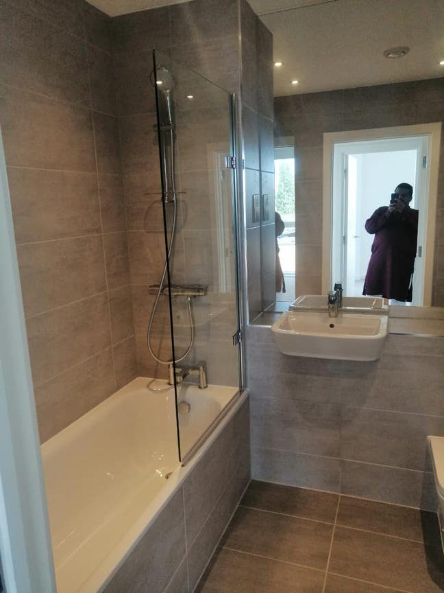 Prime Location room available for Rent  Main Photo