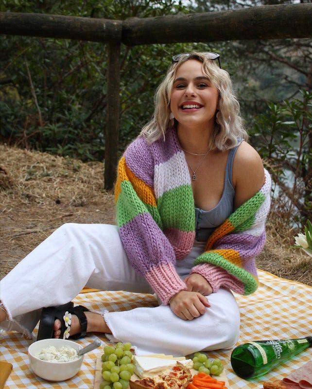 Professional Female seeks a double room Main Photo