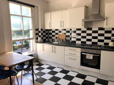 4 Bedroom Flat in Highbury & Islington Main Photo