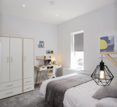 *Spacious double ensuite in Hinckley centre Main Photo