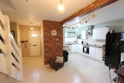 Double rooms currently undergoing full renovation Main Photo