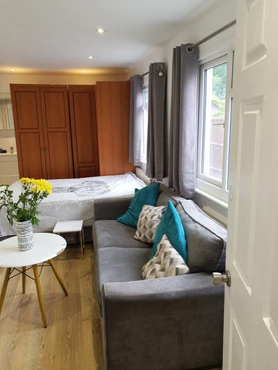 Ensuite room for rent  Main Photo