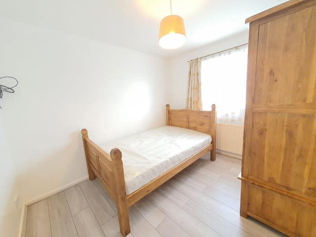  Roomfor Rent Main Photo