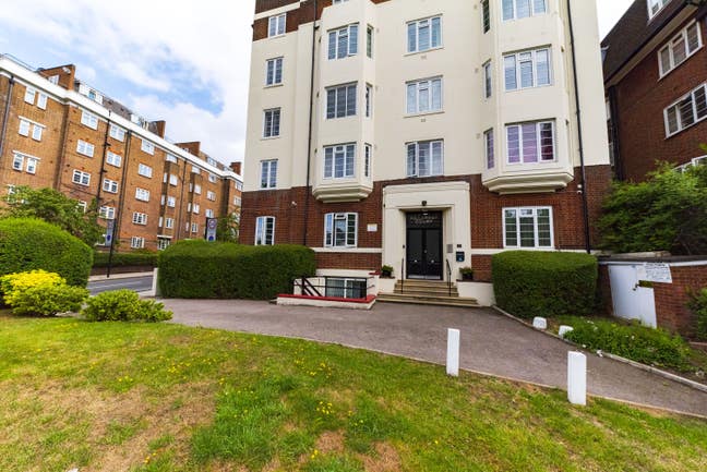 Sinle  Room in lovely Kilburn flat Main Photo