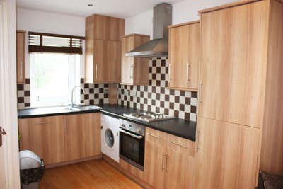 Bright 3-Bedroom Flat – Available Soon! (Brockley) Main Photo