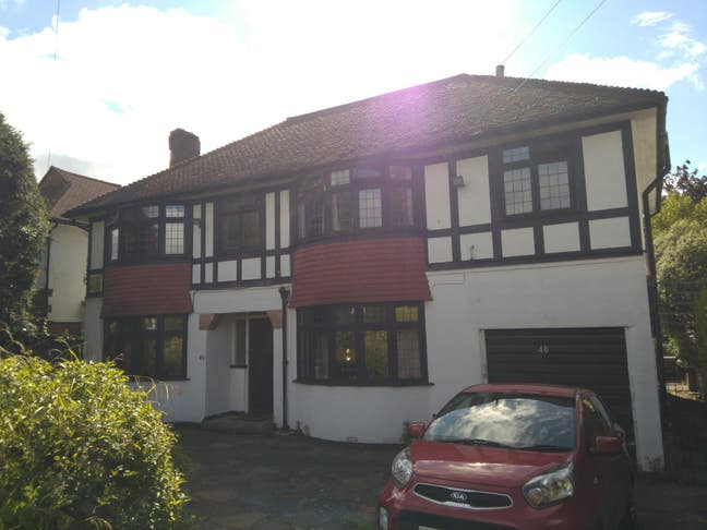 Single room in a detached house  Main Photo