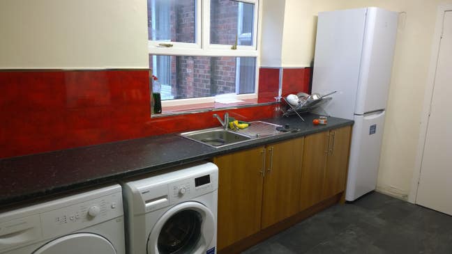 Double room HMO - close to transport links Main Photo