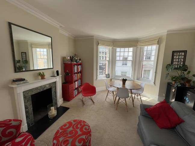 Spacious double Room available in Fulham Broadway Main Photo