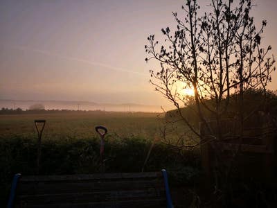 Lovely double bedroom in amazing cottage Main Photo
