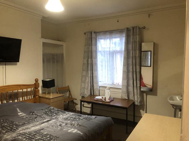 Double room (with washbasin). Main Photo
