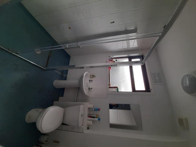 A Single Bedroom in a Shared Accomodation Main Photo