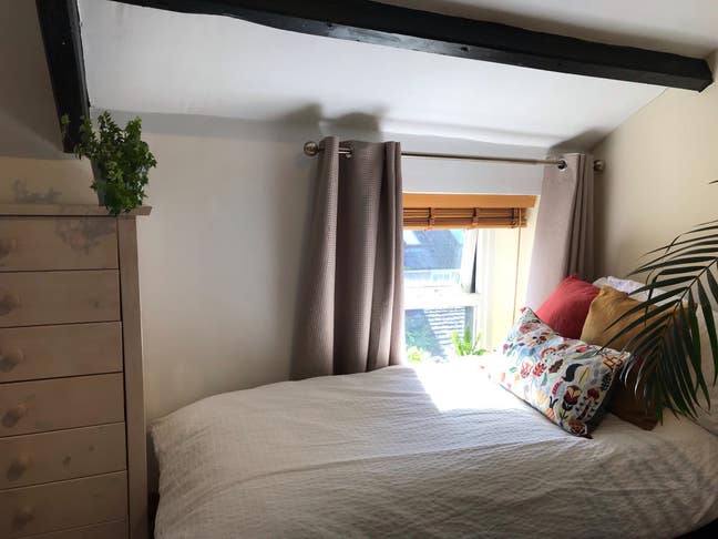 Riverside En-suite.           # 6 Main Photo