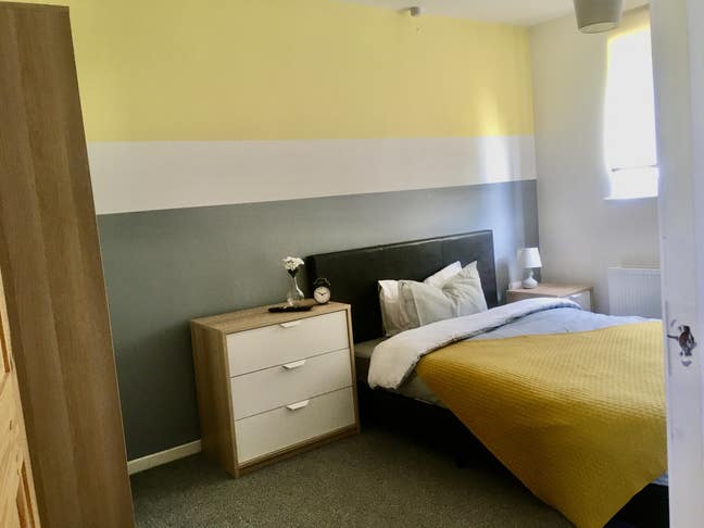 Rolls   Royce location  Main Photo