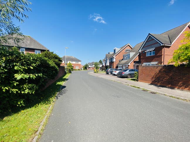 Double En-Suite  Executive  Home Lichfield  Main Photo