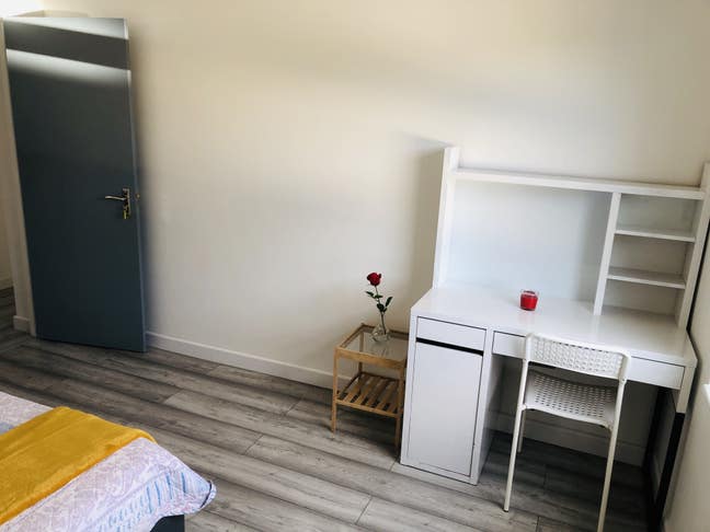 Large Room for 1 person to rent in Isleworth Main Photo