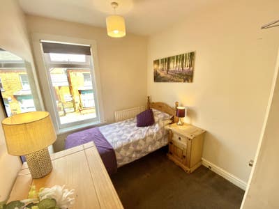 Cosy Single Room in City Centre Main Photo