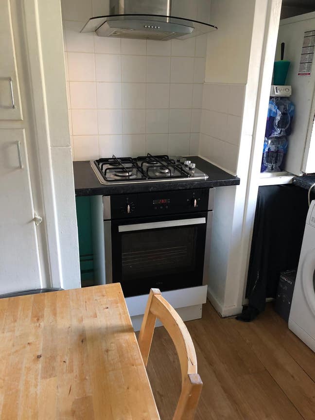 3 Rooms to let in flat in Hampstead  Main Photo