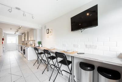 🔥 Ensuite Double Room | Close to Town  | SS14 🔥 Main Photo