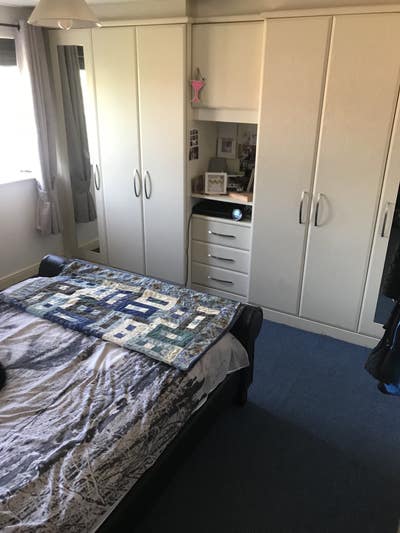 1 king size ensuite to let,Enfield Island Village Main Photo