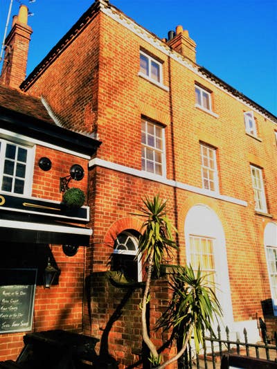 Central Reading -  Georgian Town House   Main Photo