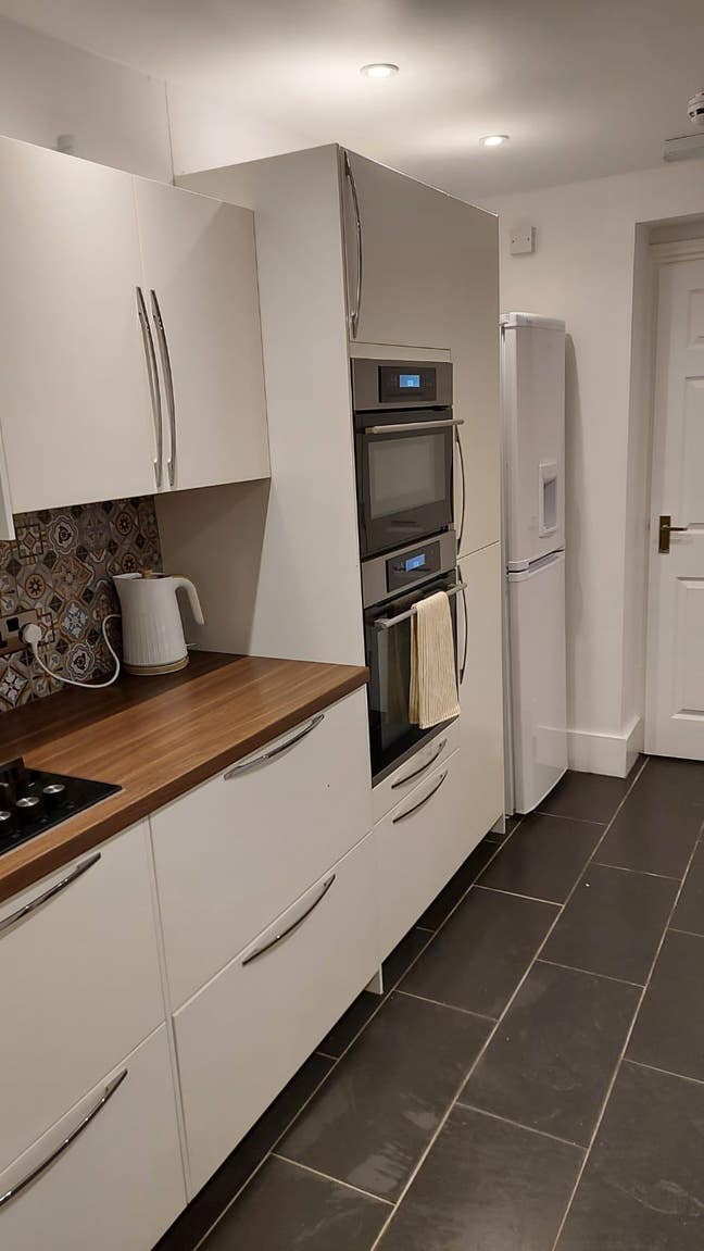Beautifully Furnished Double Room in a House Share Main Photo