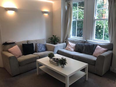 Great Double Room by Battersea Park Sublet May Main Photo