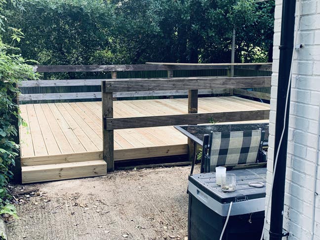 Ensuite room upmarket road close hospital all inc Main Photo