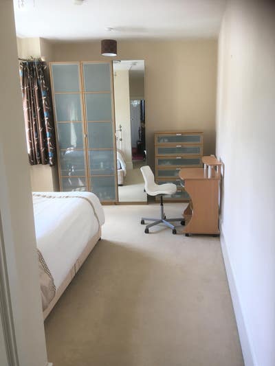 Large double en-suite room Main Photo