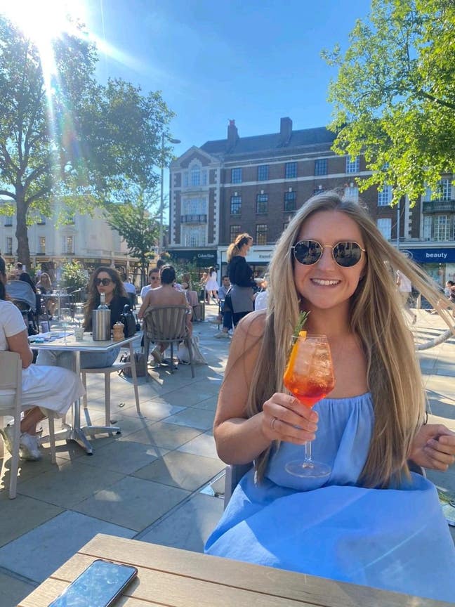 Looking for SHORT TERM 1 bed flat in SW Main Photo