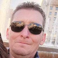 I'm non smoker single male 56yrs looking for ... Main Photo