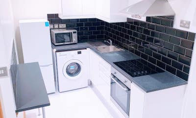 1 bed flat All Bill inc.Near Colliers Wood Main Photo