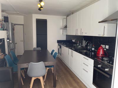 Single Room shared house Clapham Main Photo