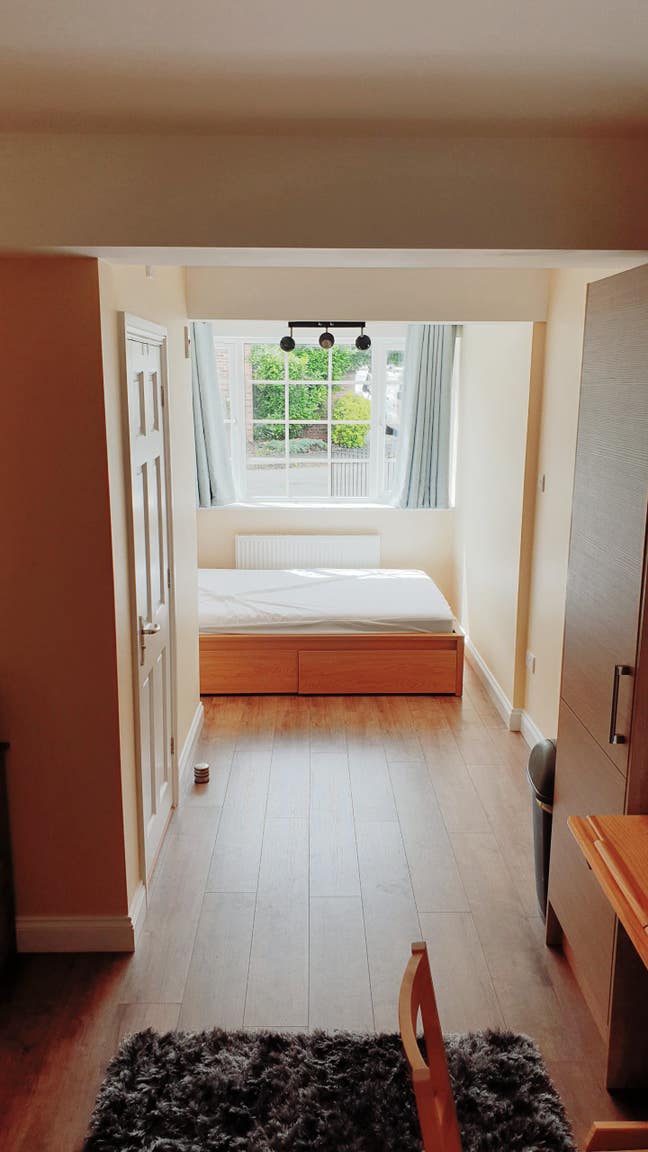 Spacious double room in Cambridge Main Photo