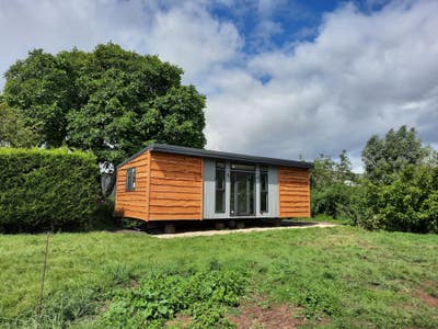 The Cabin Main Photo