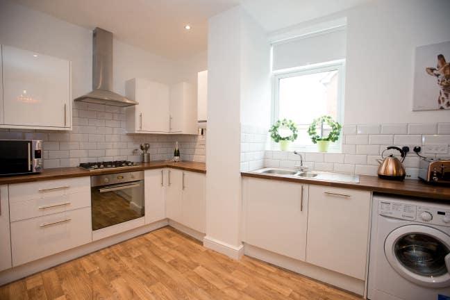 En-Suite Room - All Bills Incl - AMAZING!!! Main Photo