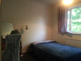 Spacious Double Room in a modern house Main Photo