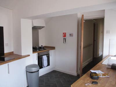 Rooms Avalable in Malinslee and Dawley Main Photo