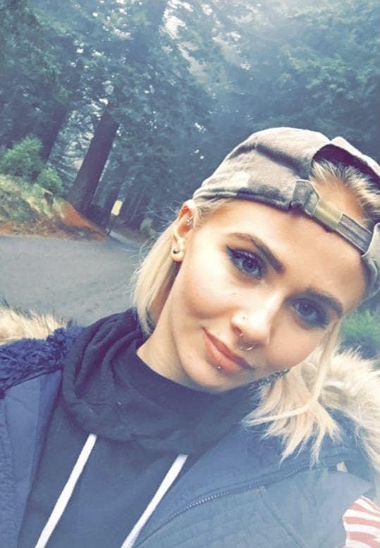 Seeking a friendly female to buddy up for May Main Photo