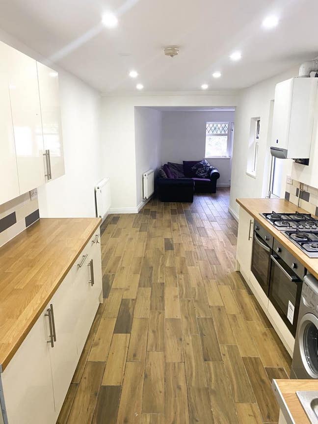 Young Professional House Share - Bills inc Main Photo