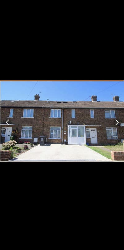 A Double Room Available in A Beautiful 3 Bedroom  Main Photo