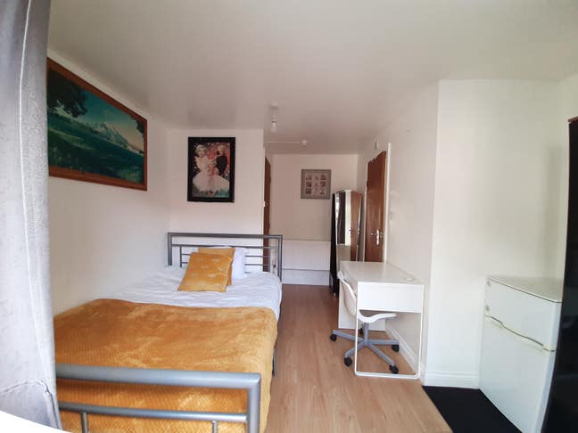 Double En-Suite Close to Uni/Town Centre - CV2 4Fd Main Photo