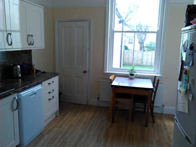 Double nr Hove station/park. Parking and garden Main Photo