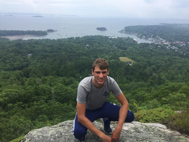 Hi I'm a Qualified Secondary School Physi... Main Photo