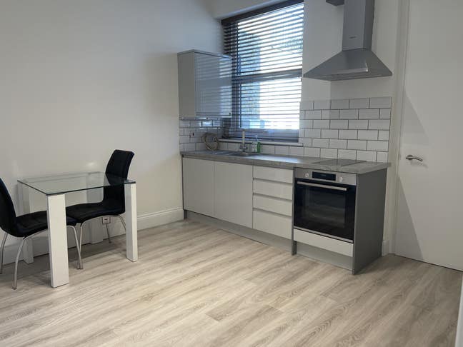 Brand New 1 bed Apartment To Let In Acton W3 9BY Main Photo